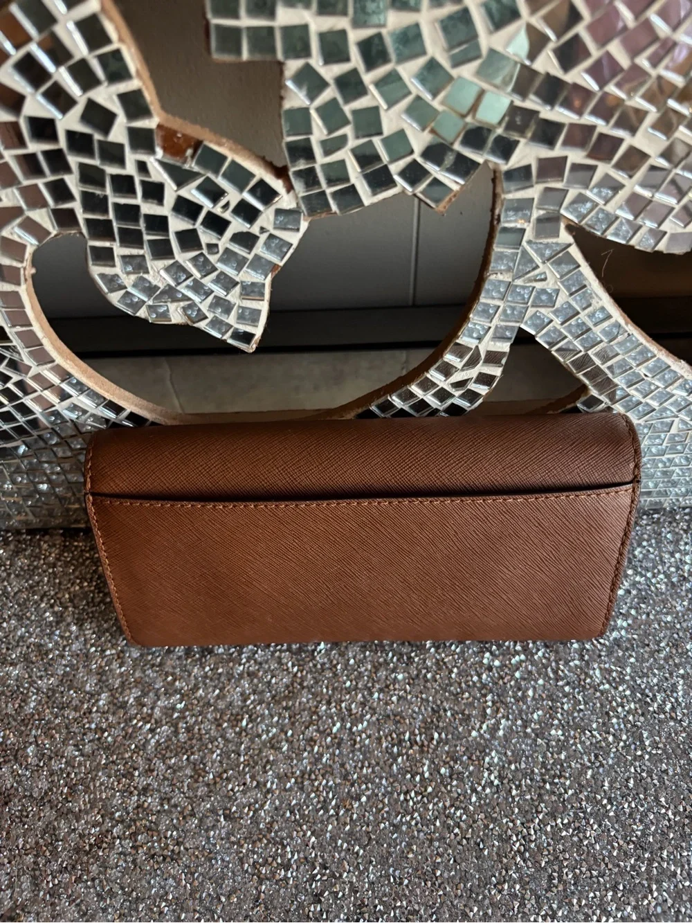 🌟Michael Kors Brown Women’s Handbag with Matching Wallet